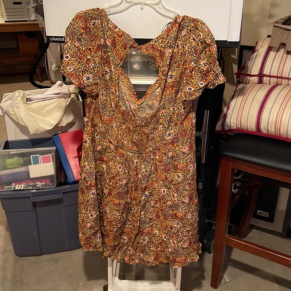 Patterned dress - Picture 2 of 3